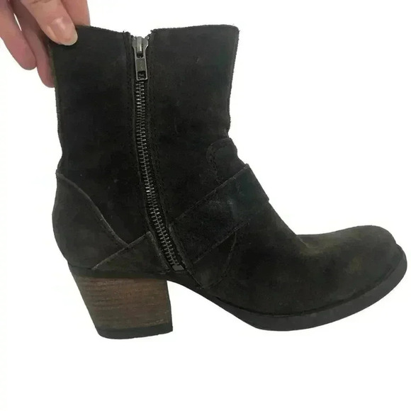 Born Dark Brown Suede Buckled Distressed Booties Women's Size 6.5 - Picture 4 of 13